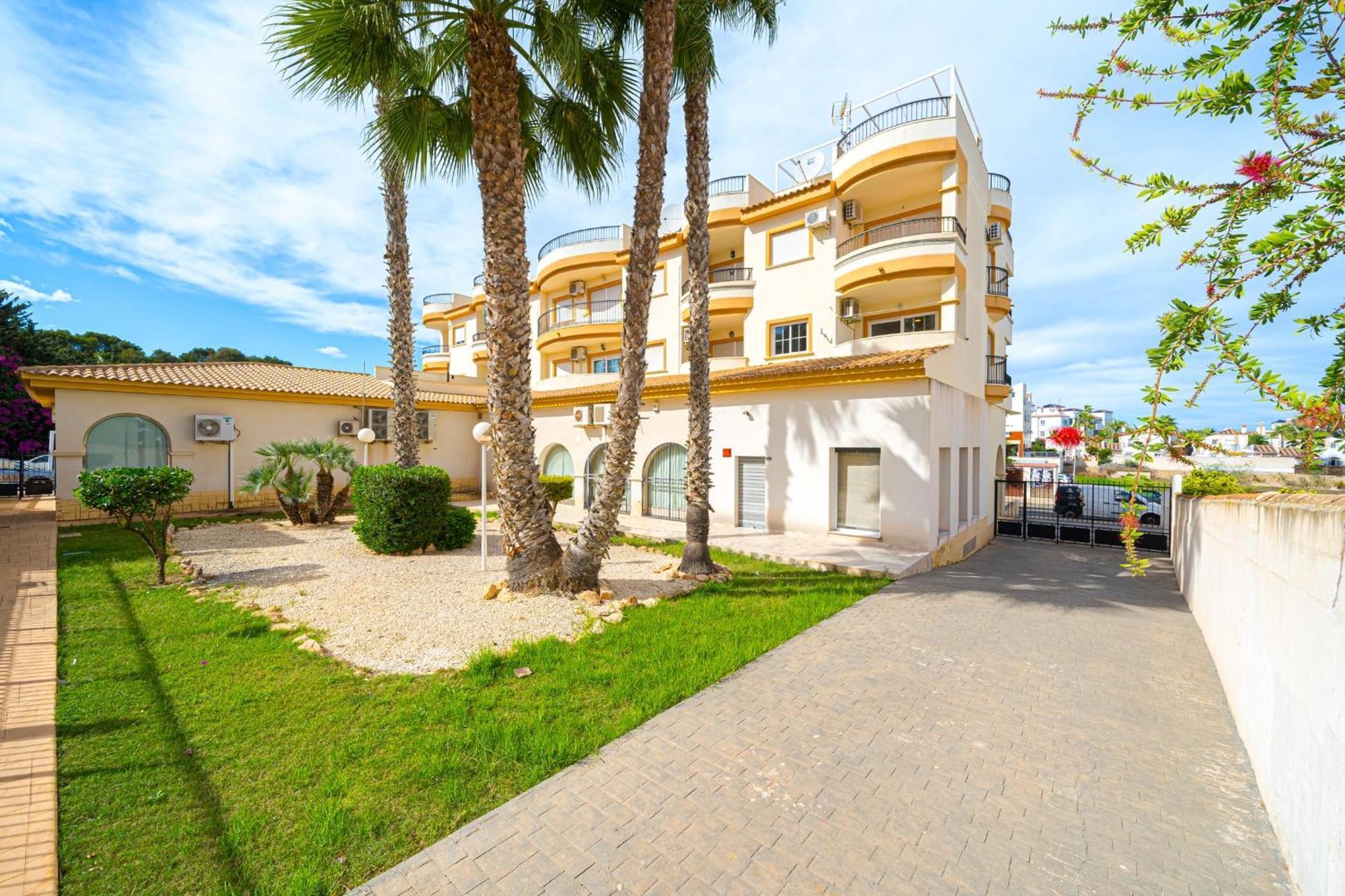 Villamartin Apartment. Excellent Location For Golfers, Cyclists And Hikers Exterior foto